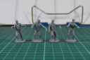 Studio Miniatures - Zombies & Survivors