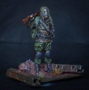 Albino_Raven_Miniatures_Stalker_with_old_Rifle_02