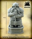 Mini_Monsters_Dwarf_Warrior_Statue_01