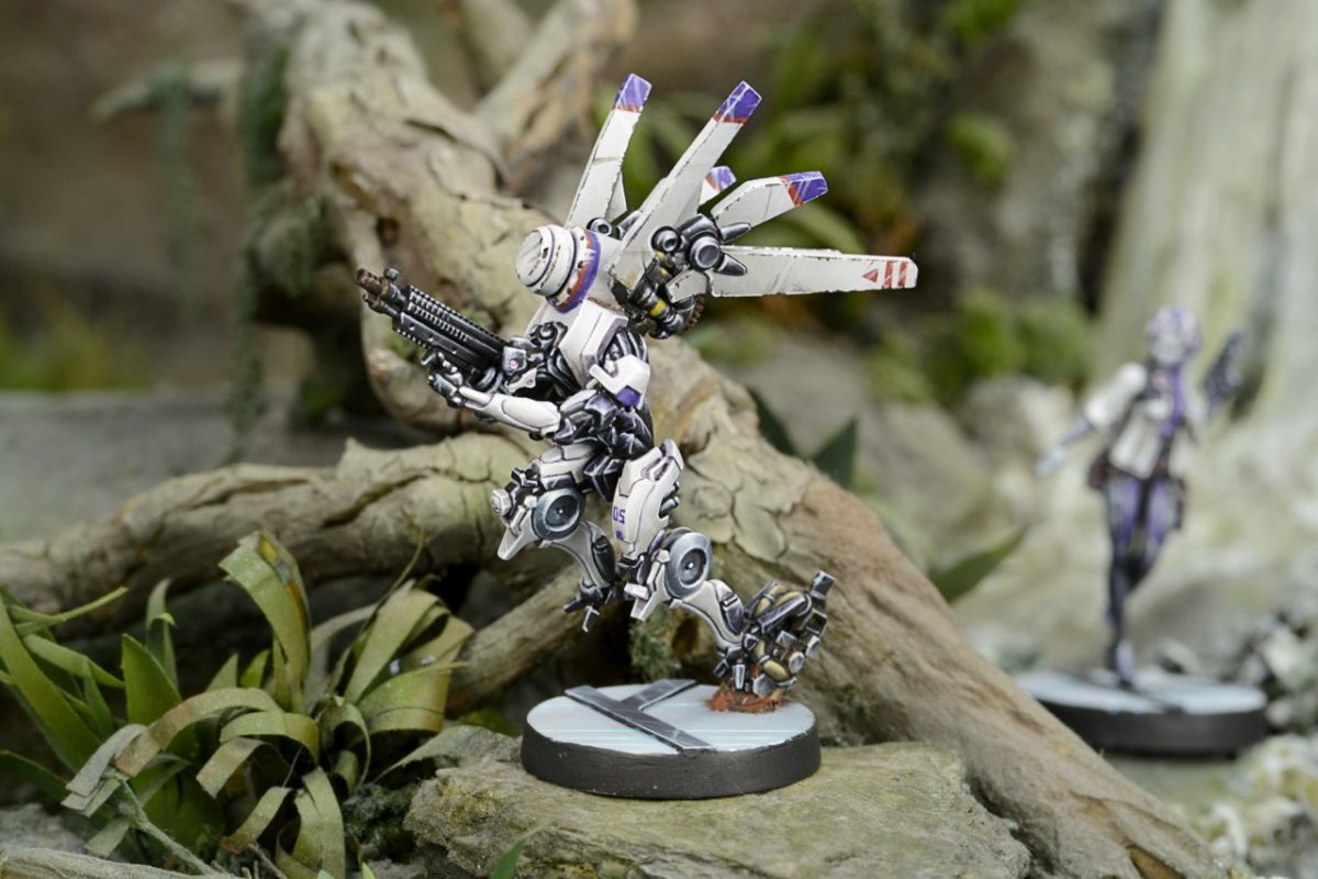 Infinity Kuang Shi Resculpts und Garuda Tacbots