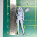 Bombshell Miniatures Betty & Shrapnel 10